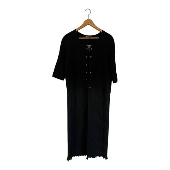 Leo & Ugo Black Dress Opens Fully Mixed Media Pleated Ribbed New 4 (US 12) - Picture 1 of 7